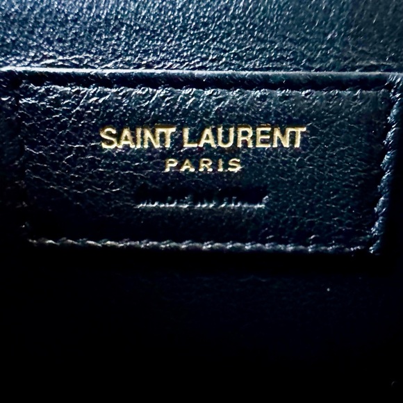 Saint Laurent Vicky Medium Bag - Picture 15 of 16